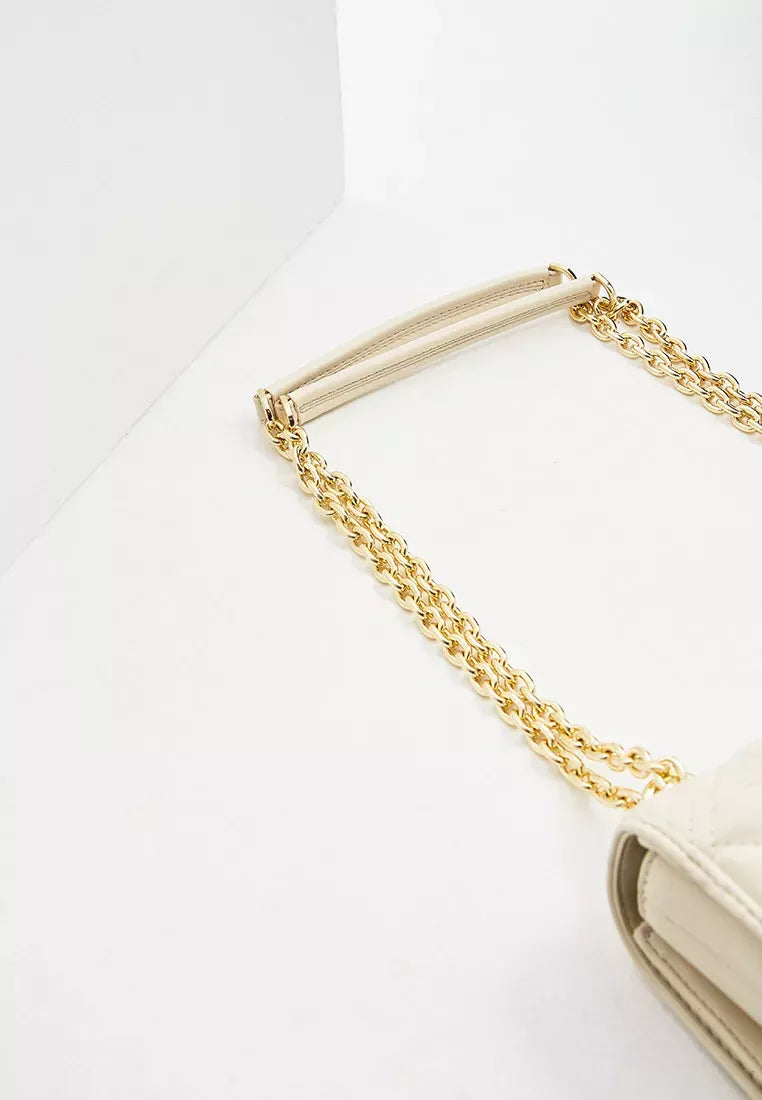 Love Moschino Beige Shoulder Bag for Women – Elegant, Minimalist & Versatile Everyday Bag