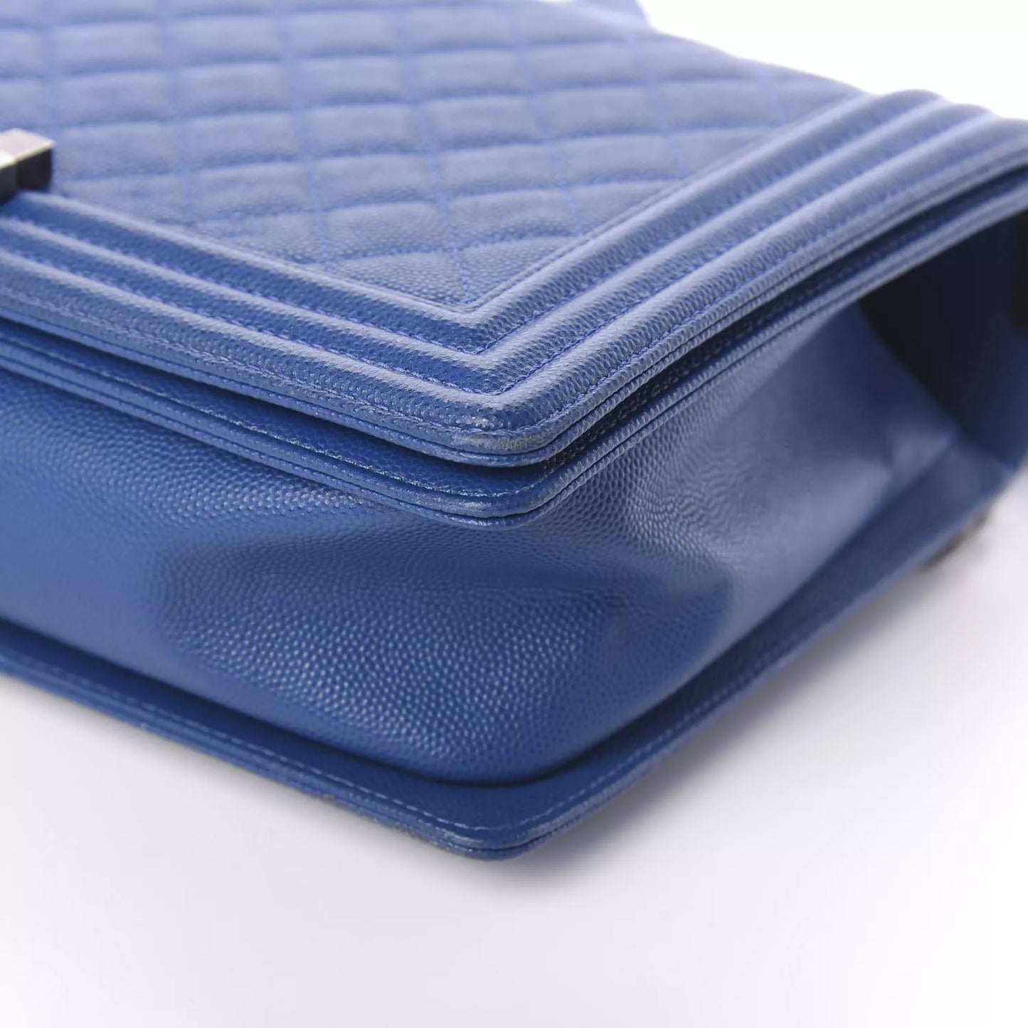 Chanel Medium Blue Caviar Leather Boy Bag with Gold Hardware – Iconic Designer Handbag