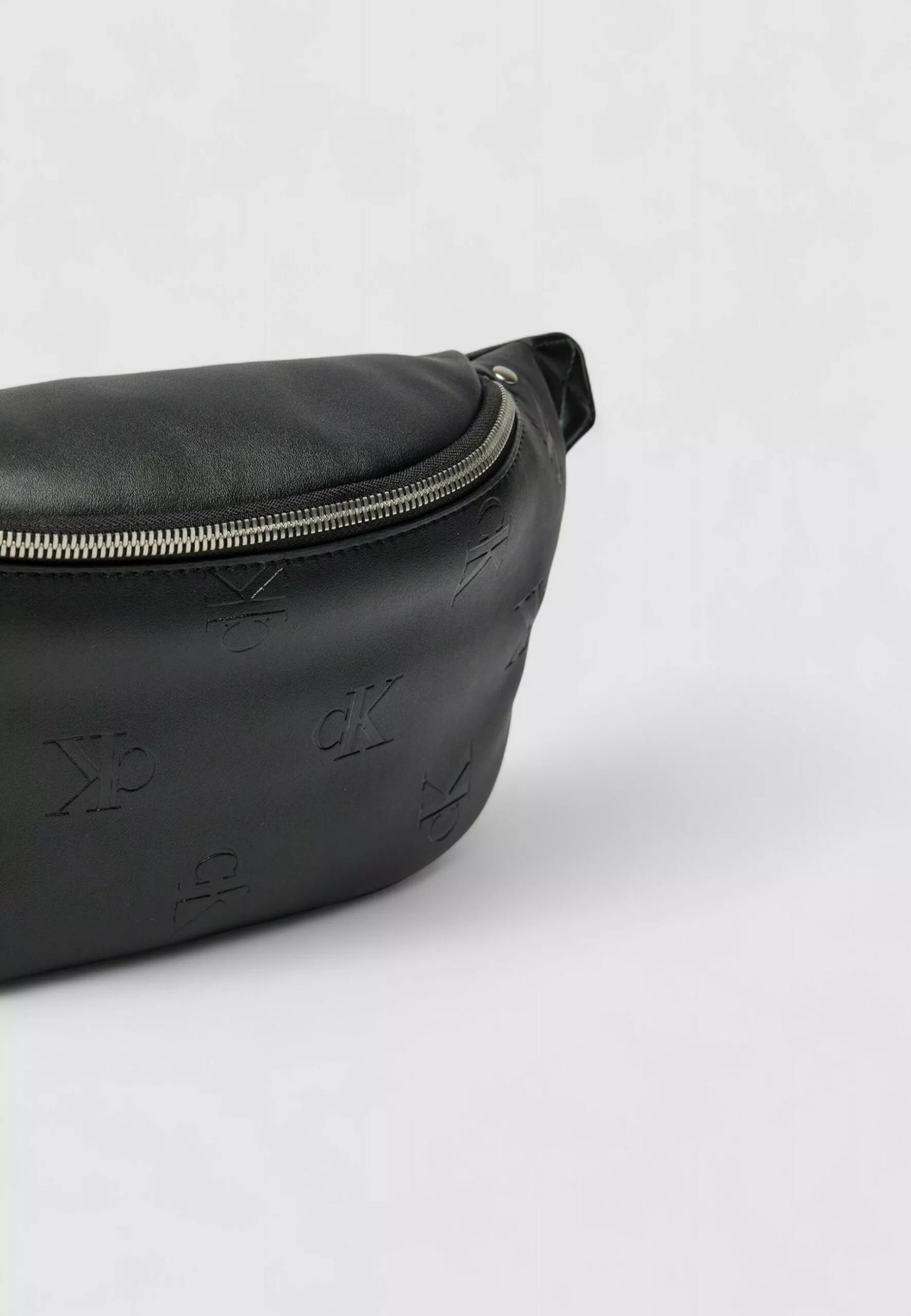 Calvin Klein Men’s Fall/Winter Polyurethane Bag
