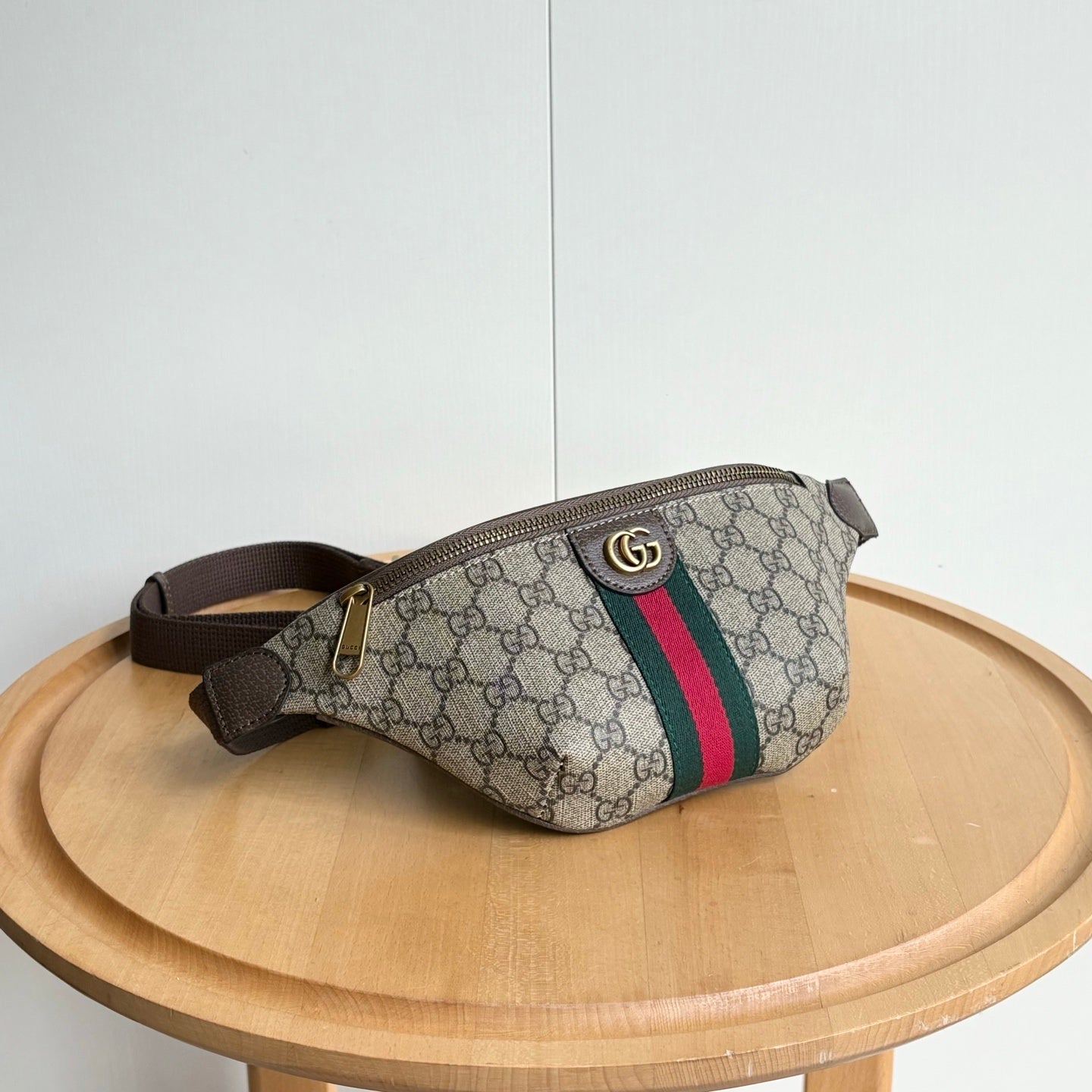 Gucci Leather Crossbody Bag – Premium GG Designer Style