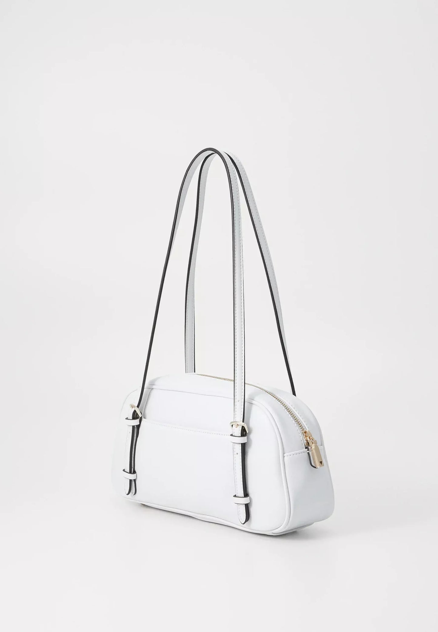 Guess Women’s Medium Spring/Summer Bag – Chic & Versatile Everyday Accessory