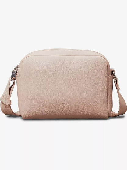 Calvin Klein Women’s Medium Bag – Spring/Summer Collection, Stylish & Durable Polyurethane