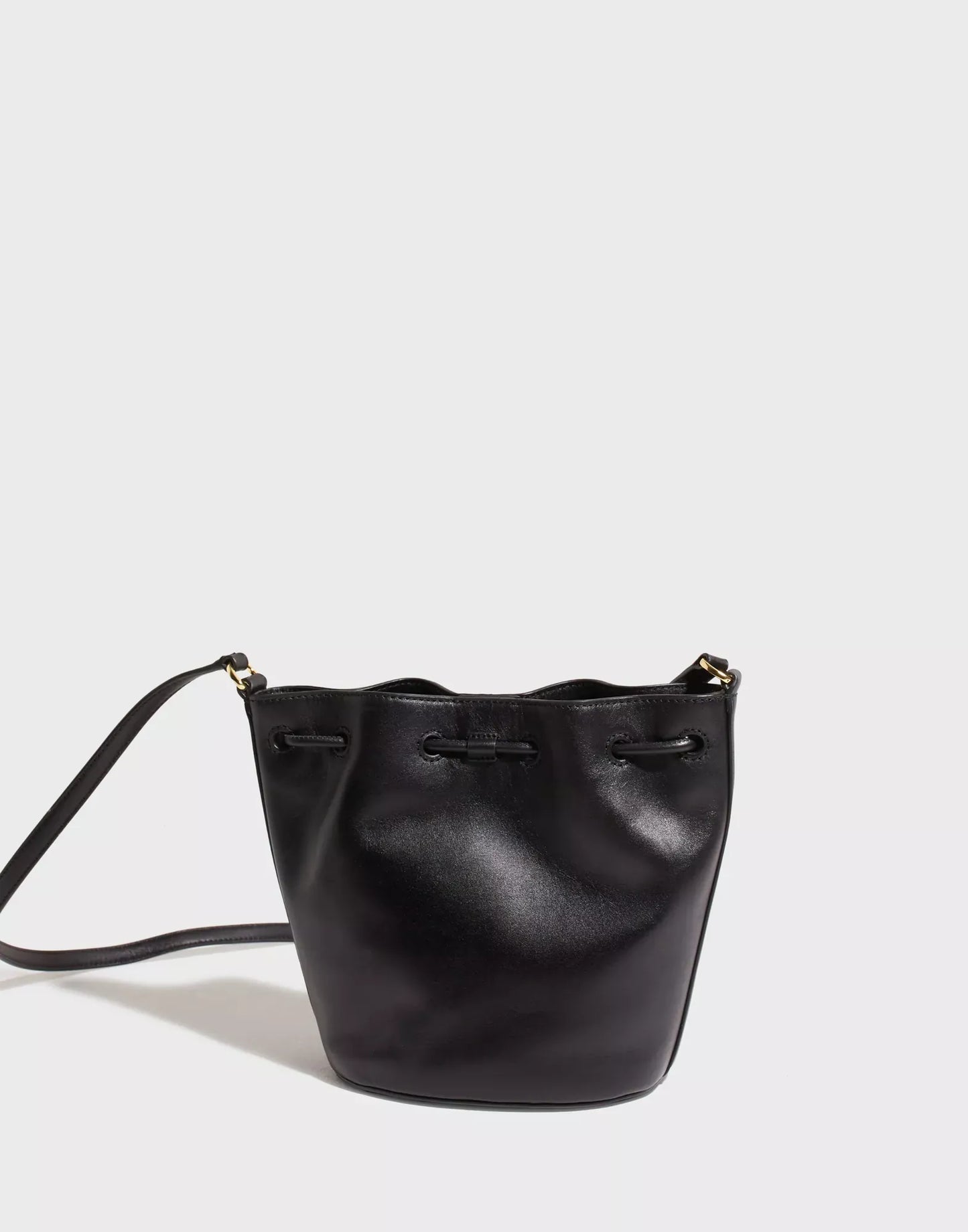 Ralph Lauren Bucket Bag – Adjustable Shoulder Strap & Drawstring Closure