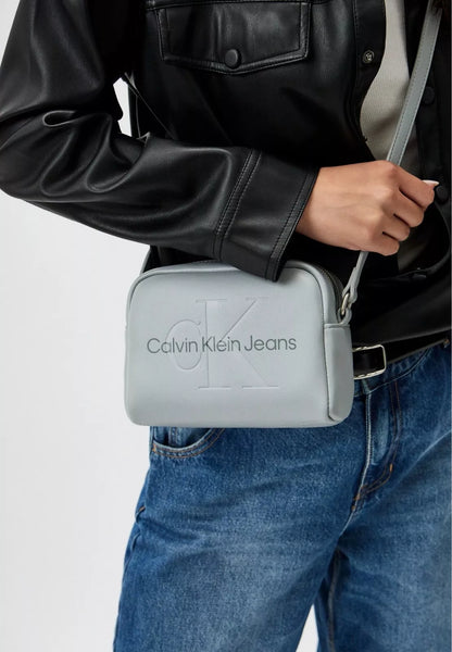 Calvin Klein Jeans Little Bag for Women – Chic Spring/Summer Mini Handbag