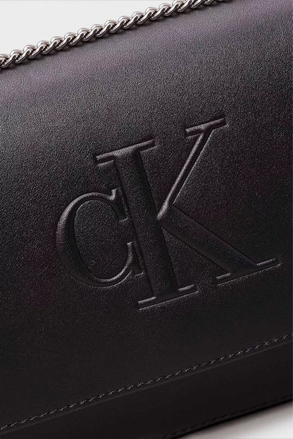 Calvin Klein Jeans Women’s Fall/Winter Handbag | Chic Polyurethane Purse