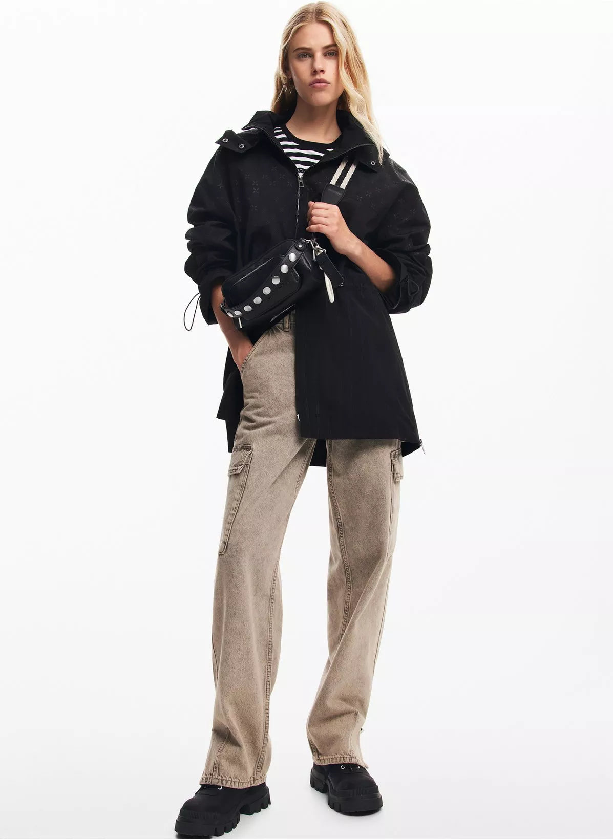 Desigual Women’s Black Handbag with Shoulder Strap