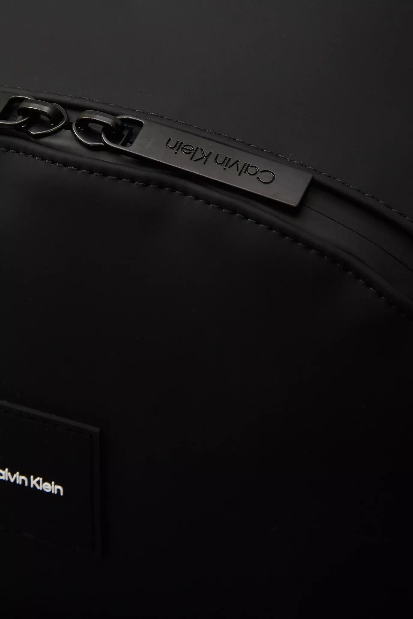 Calvin Klein Men’s Designer Bag – Premium Fall/Winter Essential