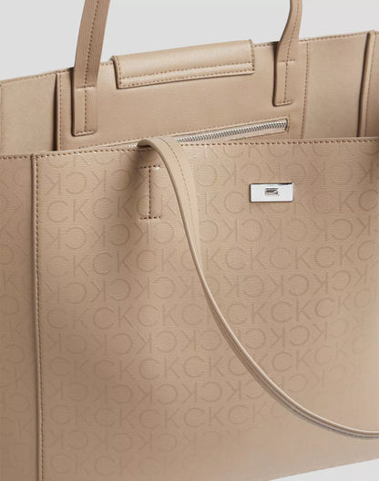Calvin Klein Women’s Fall/Winter Recycled Polyester Bag – Eco-Friendly, Stylish & Spacious Handbag