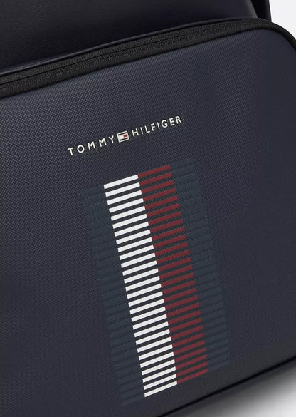 Tommy Hilfiger Men’s Fall/Winter Bag – Premium 100% Polyurethane, Stylish & Durable Everyday Carry