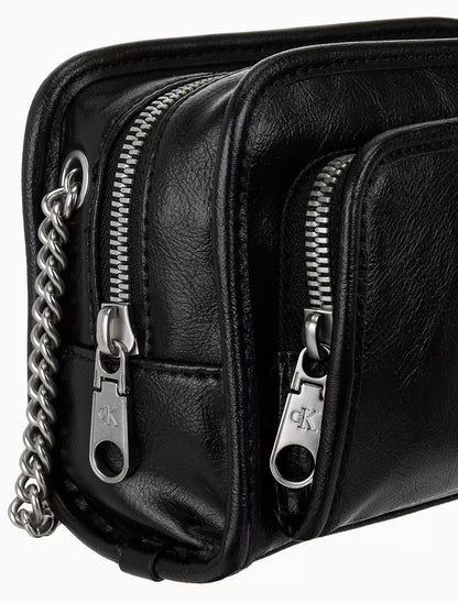 Calvin Klein Women’s Elegant Medium Bag – Spring/Summer Collection, Stylish & Sustainable