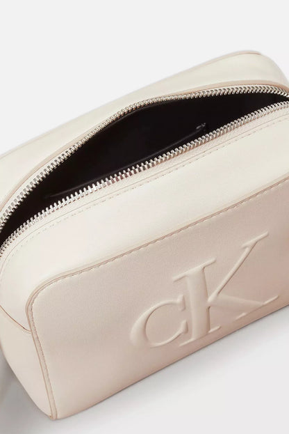 Calvin Klein Women’s Faux Leather Bag – Fall/Winter Chic & Practical Handbag