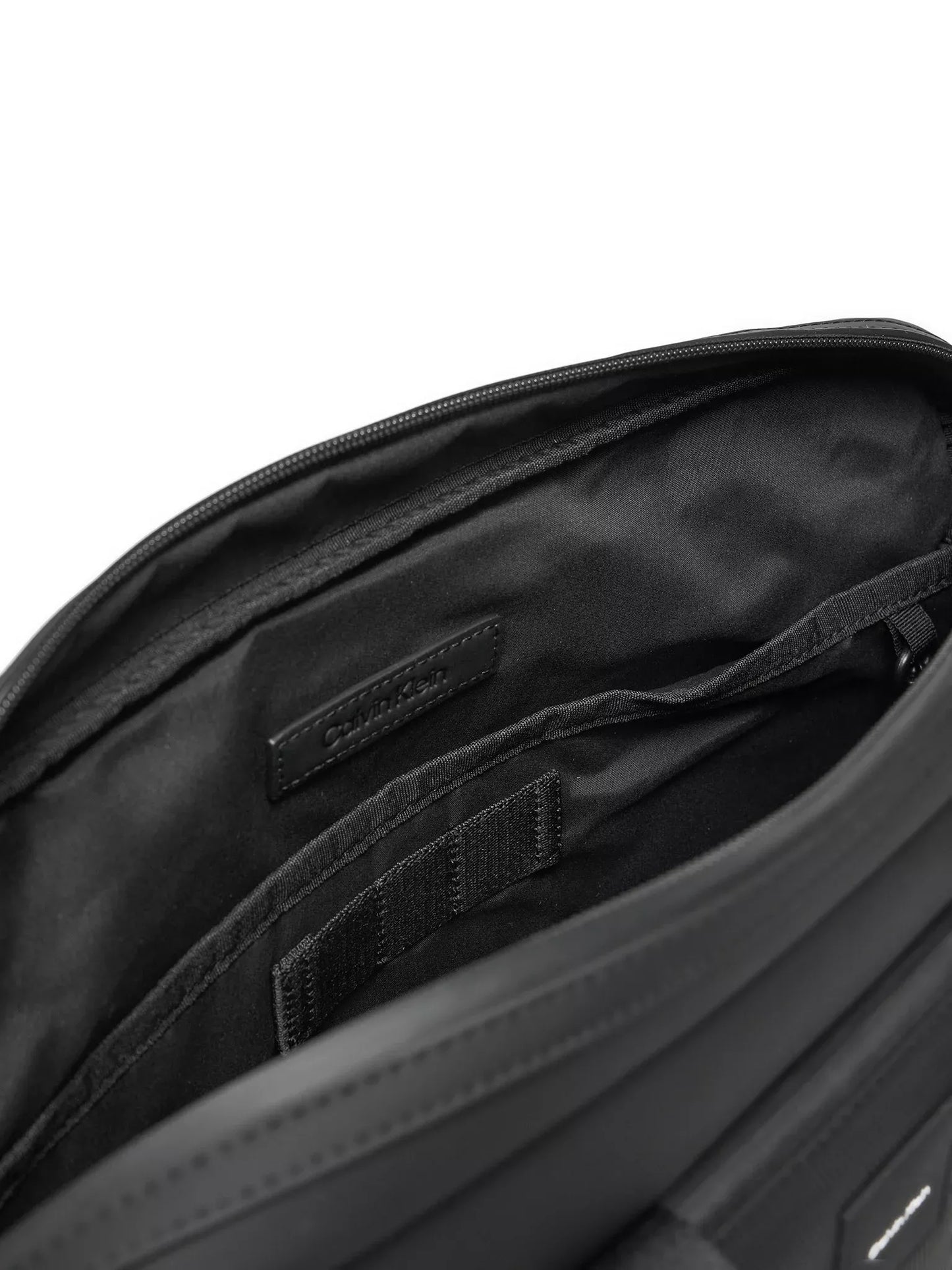 Calvin Klein Men’s Large Bag – Eco-Friendly Spring/Summer Travel & Work Bag