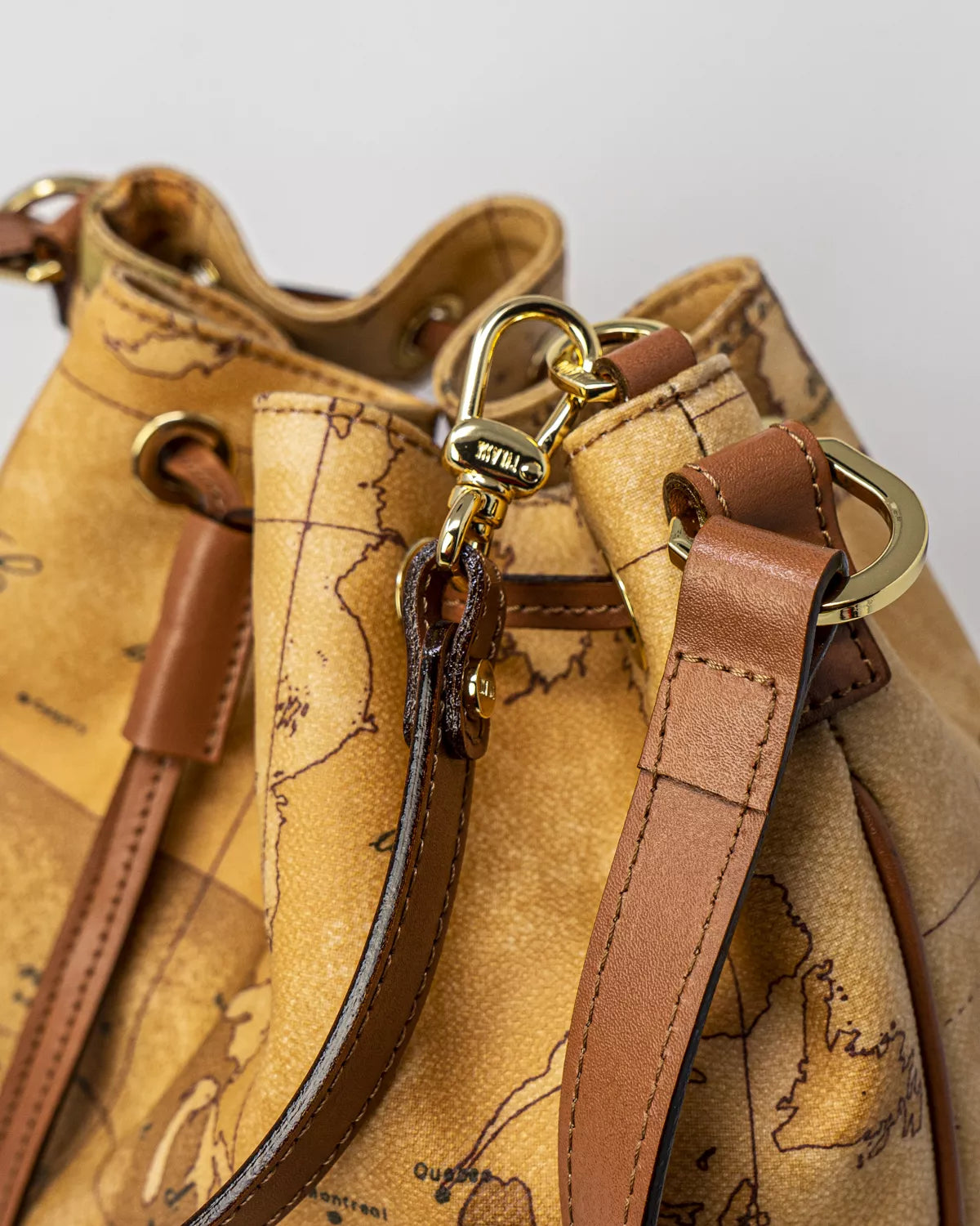 Alviero Martini Prima Classe Women’s Leather Bag