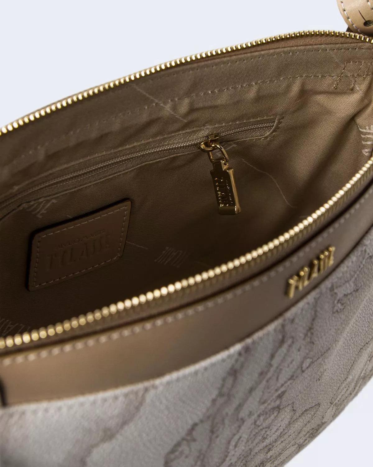 Alviero Martini Prima Classe Women’s White Bag with Zip