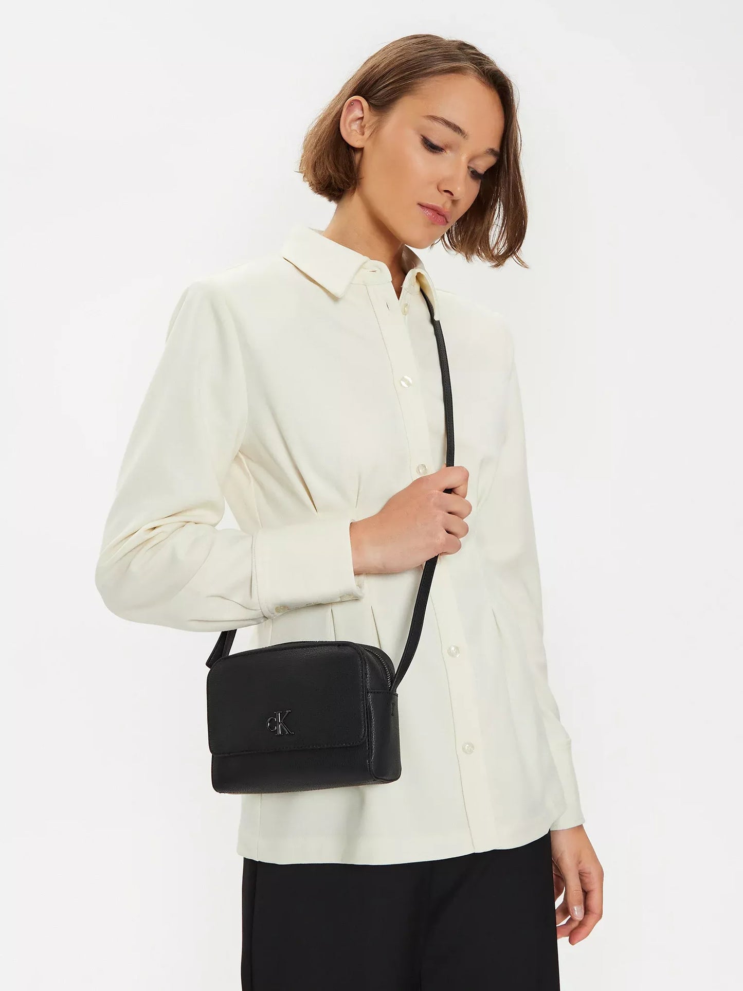 Calvin Klein Women’s Faux Leather Autumn/Winter Bag | Chic & Sustainable Handbag