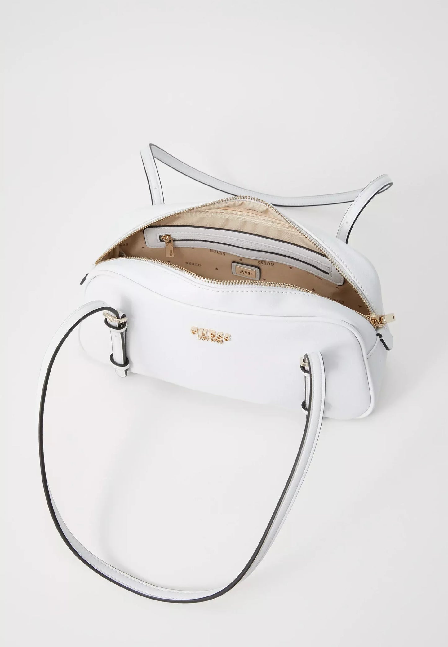 Guess Women’s Medium Spring/Summer Bag – Chic & Versatile Everyday Accessory