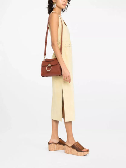 Chloé Tess Handbag – Calfskin Leather, Gold Hardware, Versatile Shoulder & Top Handle