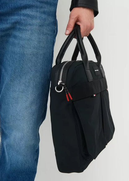 Tommy Hilfiger Men’s Fall/Winter Bag – 90% Recycled Polyester & 10% Polyurethane, Eco-Friendly & Stylish