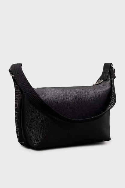 Calvin Klein Women’s Fall/Winter Recycled Polyester Bag – Eco-Friendly & Stylish Handbag