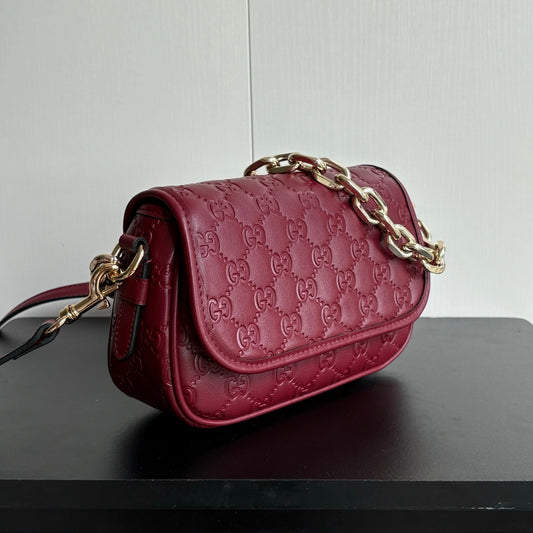 Gucci GG Leather Crossbody – Iconic Mini Luxury Bag