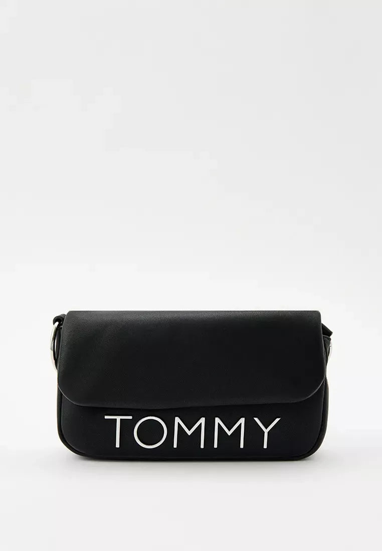 Tommy Hilfiger Women’s Premium Polyurethane Bag – Elegant Fall/Winter Shoulder Handbag