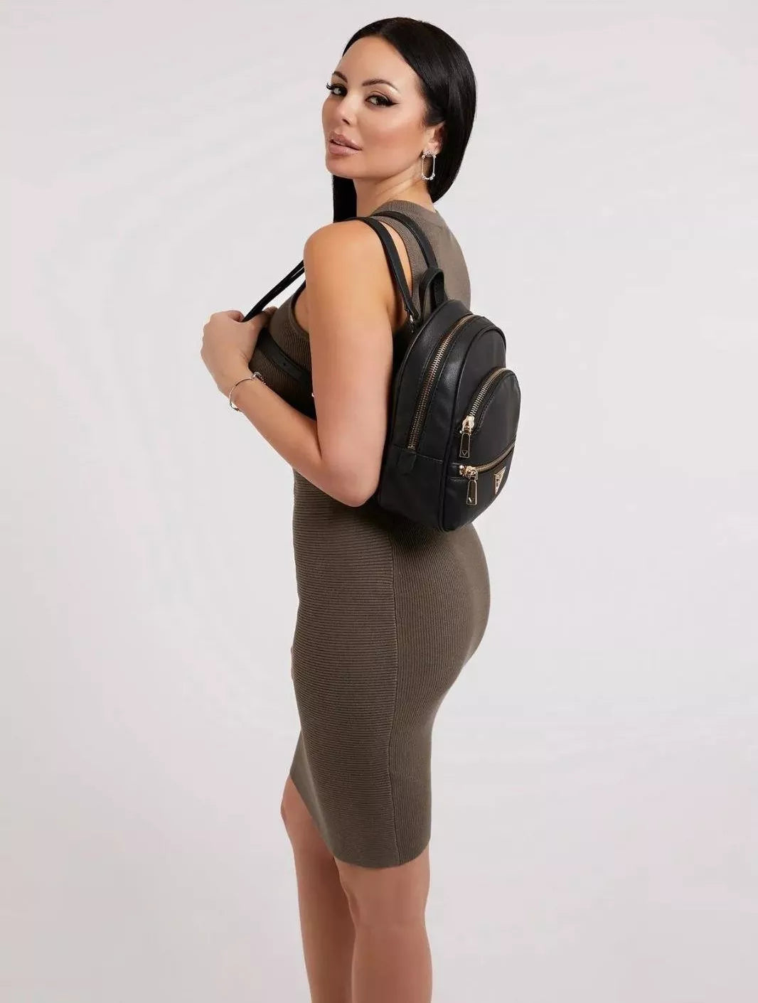 Guess Women’s Convertible Black Handbag & Rucksack – 2-in-1 Fall/Winter Essential