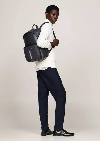 Tommy Hilfiger Men’s Fall/Winter Bag – Premium 100% Polyurethane, Stylish & Durable Everyday Carry