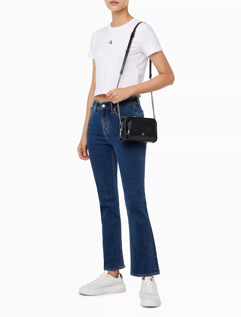 Calvin Klein Women’s Elegant Medium Bag – Spring/Summer Collection, Stylish & Sustainable