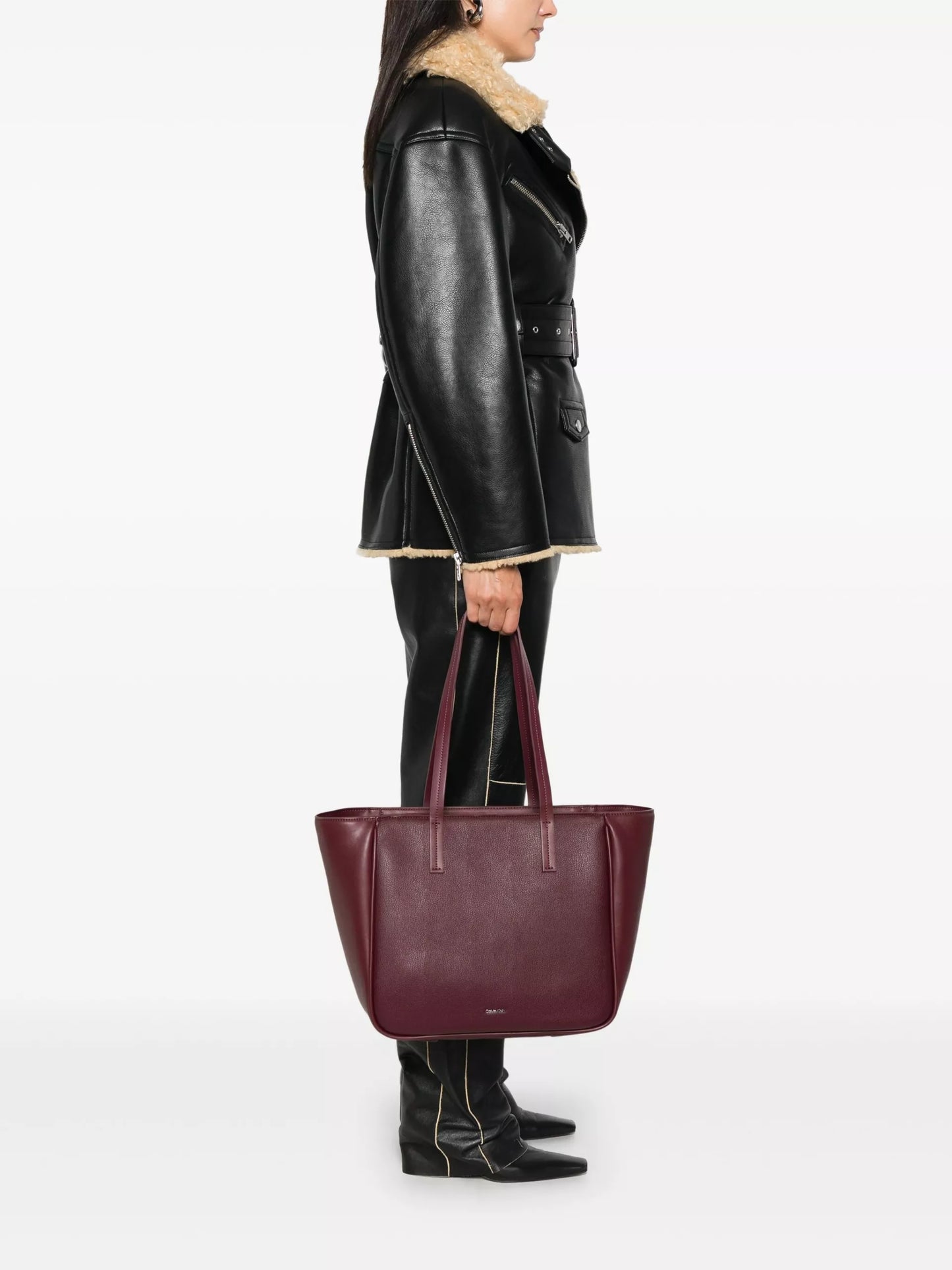 Calvin Klein Women’s Fall/Winter Polyurethane Bag – Stylish & Durable Handbag