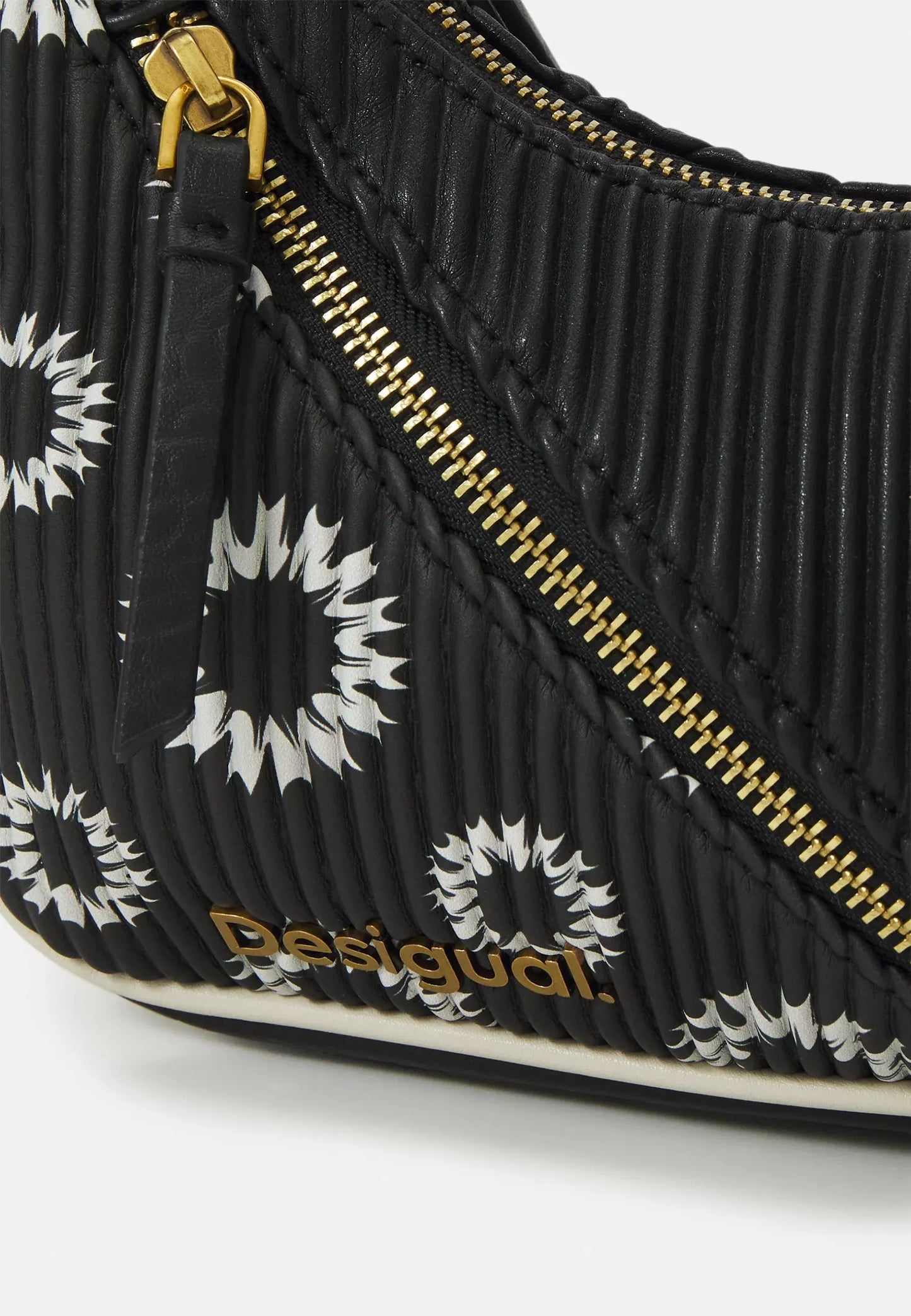Desigual Black and White Bag with Adjustable Strap and Stylish Details