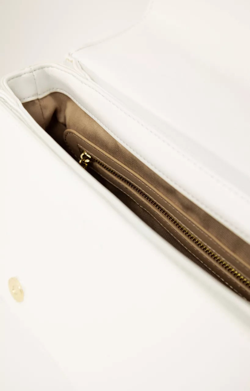 Love Moschino Women’s White Bag – Elegant & Chic Faux Leather