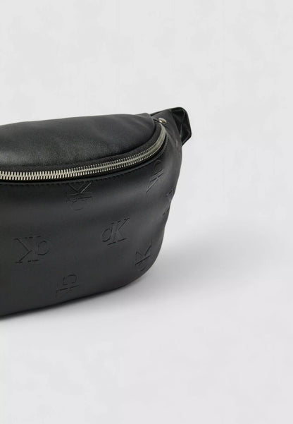 Calvin Klein Men’s Fall/Winter Polyurethane Bag
