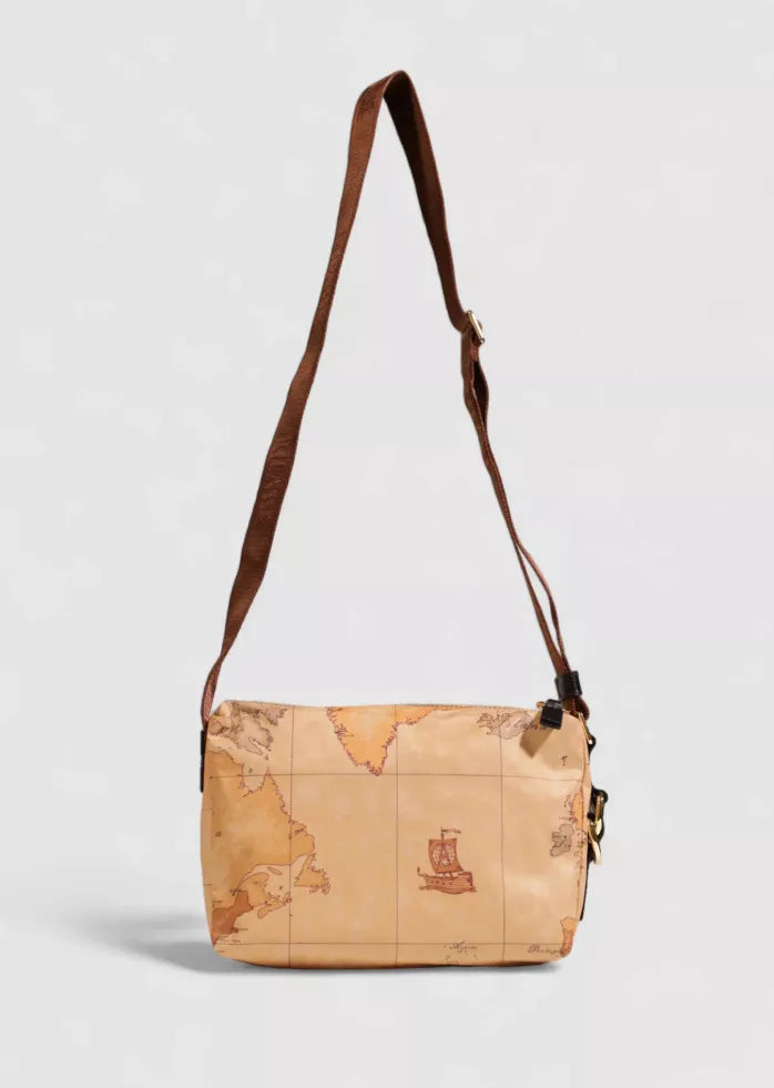 Alviero Martini Prima Classe Women’s Beige Shoulder Bag with Zip – Fall/Winter Essential