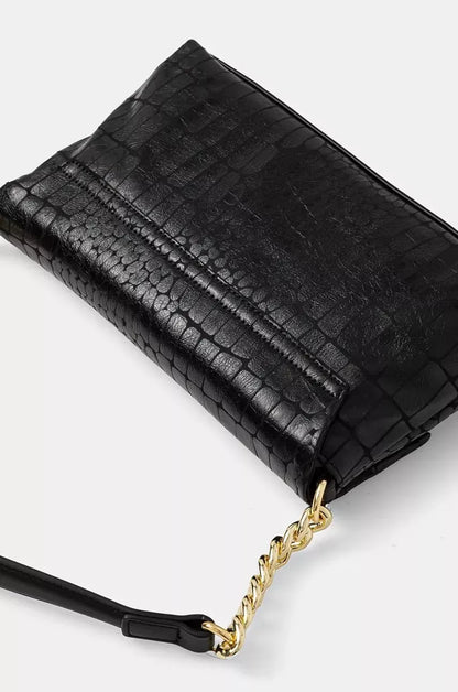 Love Moschino Women’s Black Printed Handbag – Chic Clip Closure