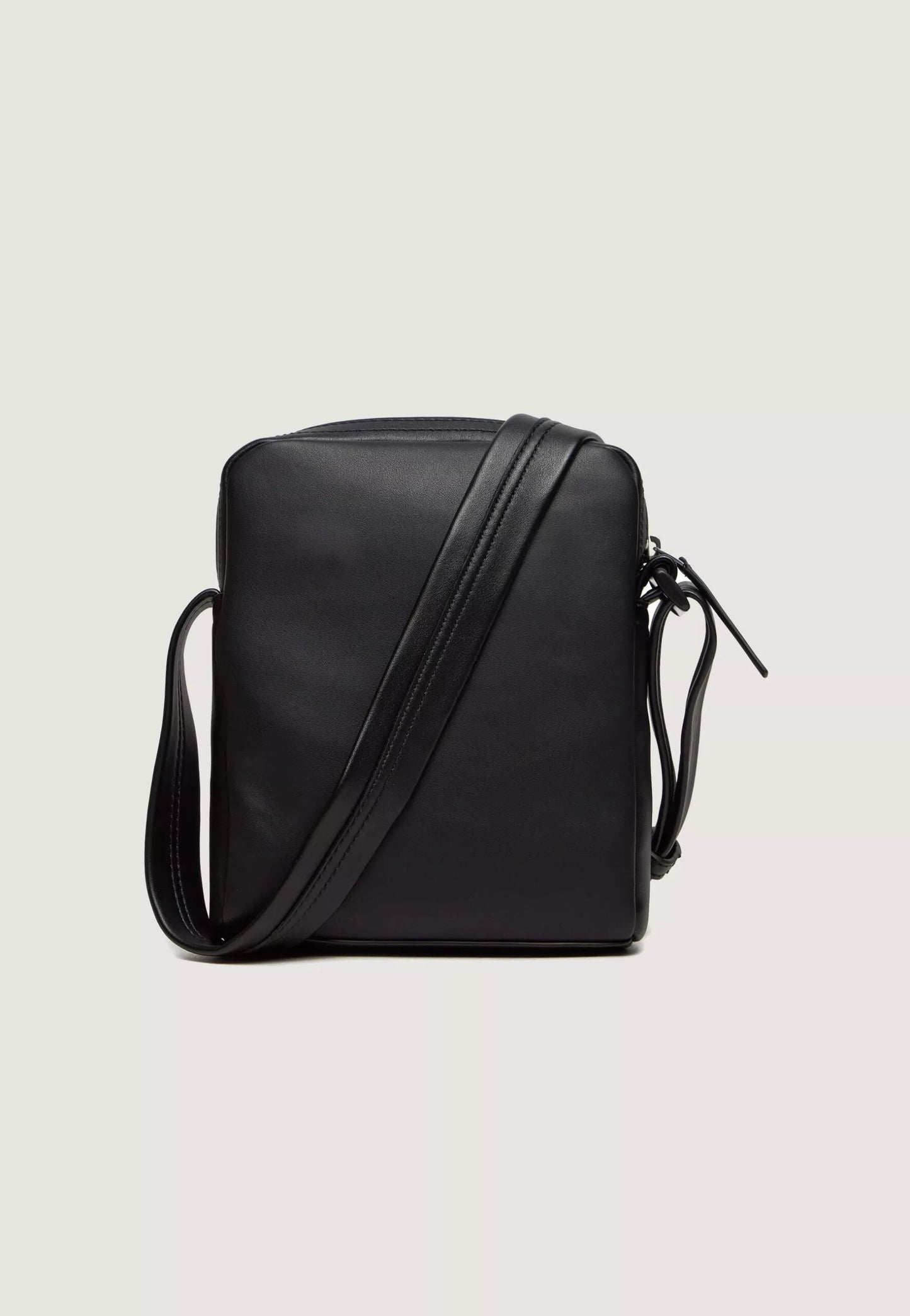 Calvin Klein Men’s Polyurethane Bag – Autumn/Winter Collection, Sleek & Durable