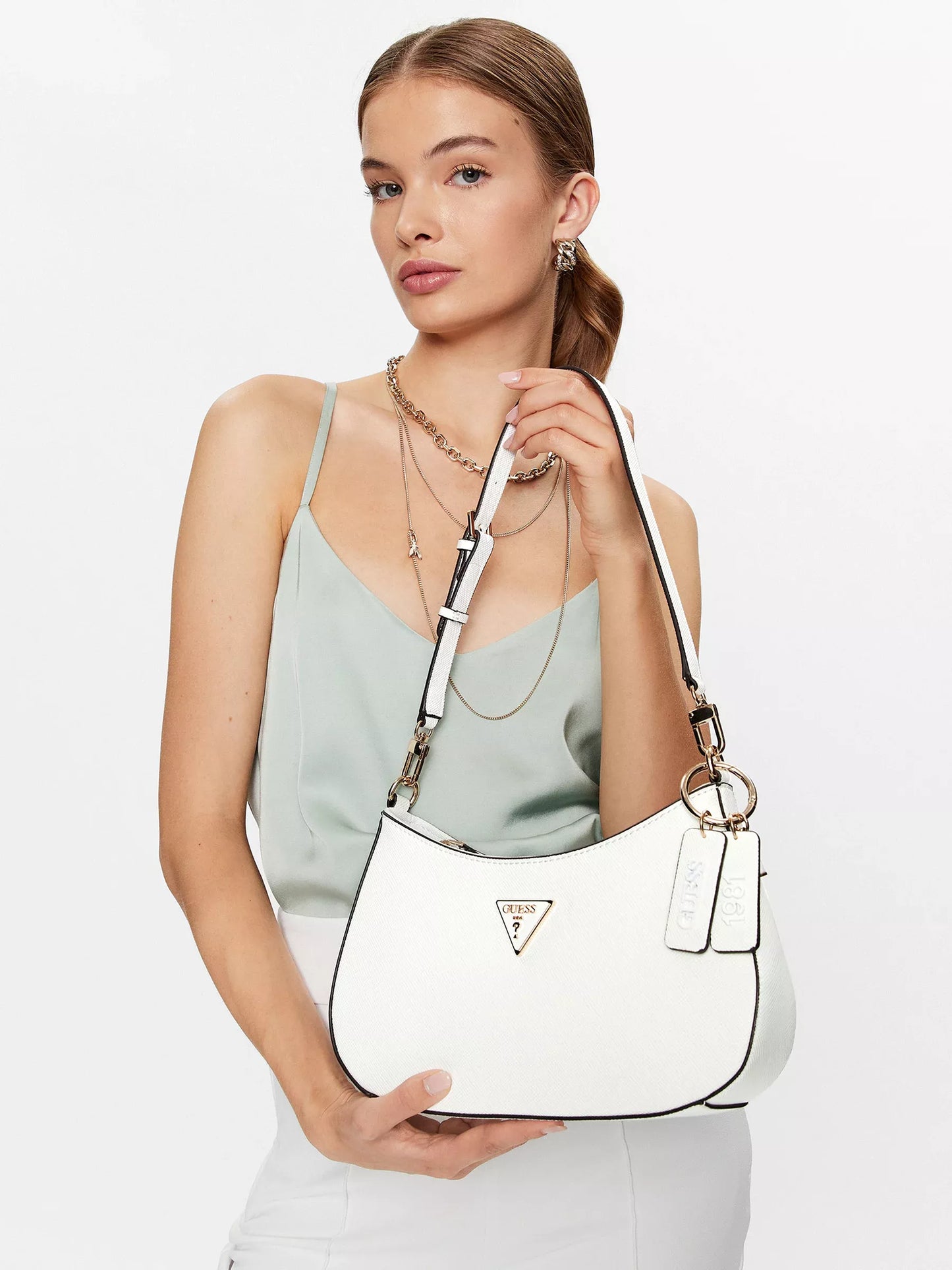 Guess Women’s White Faux Leather Handbag – Chic & Versatile Everyday Bag
